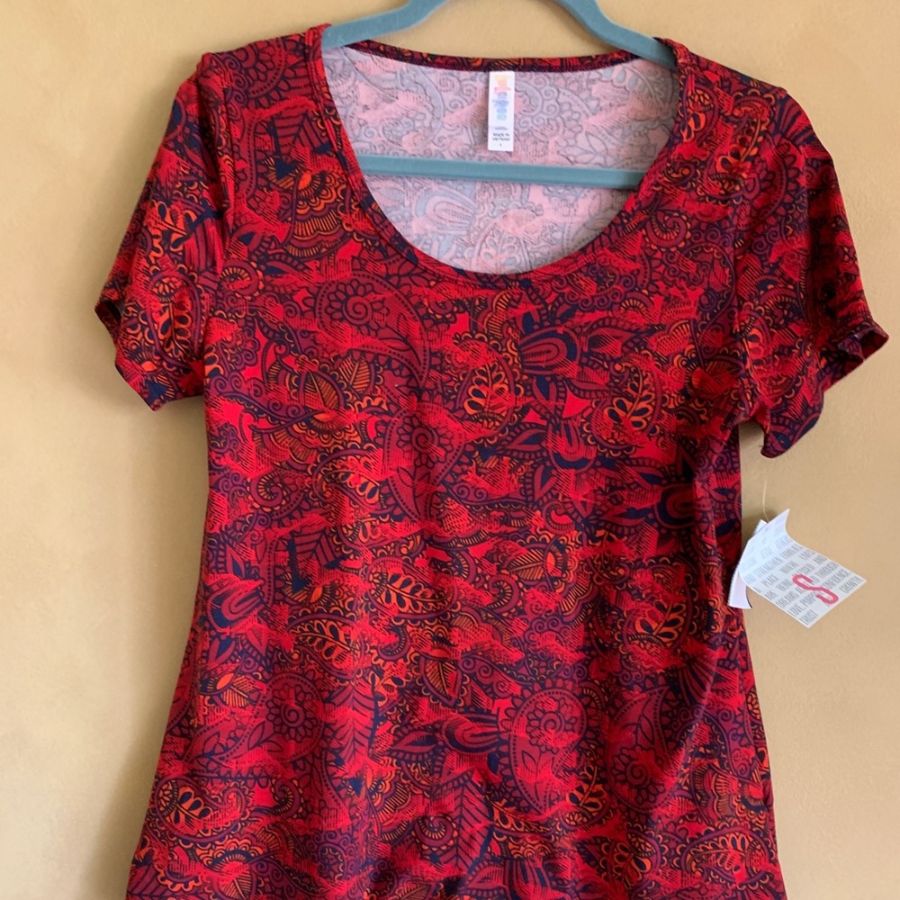 Lularoe top